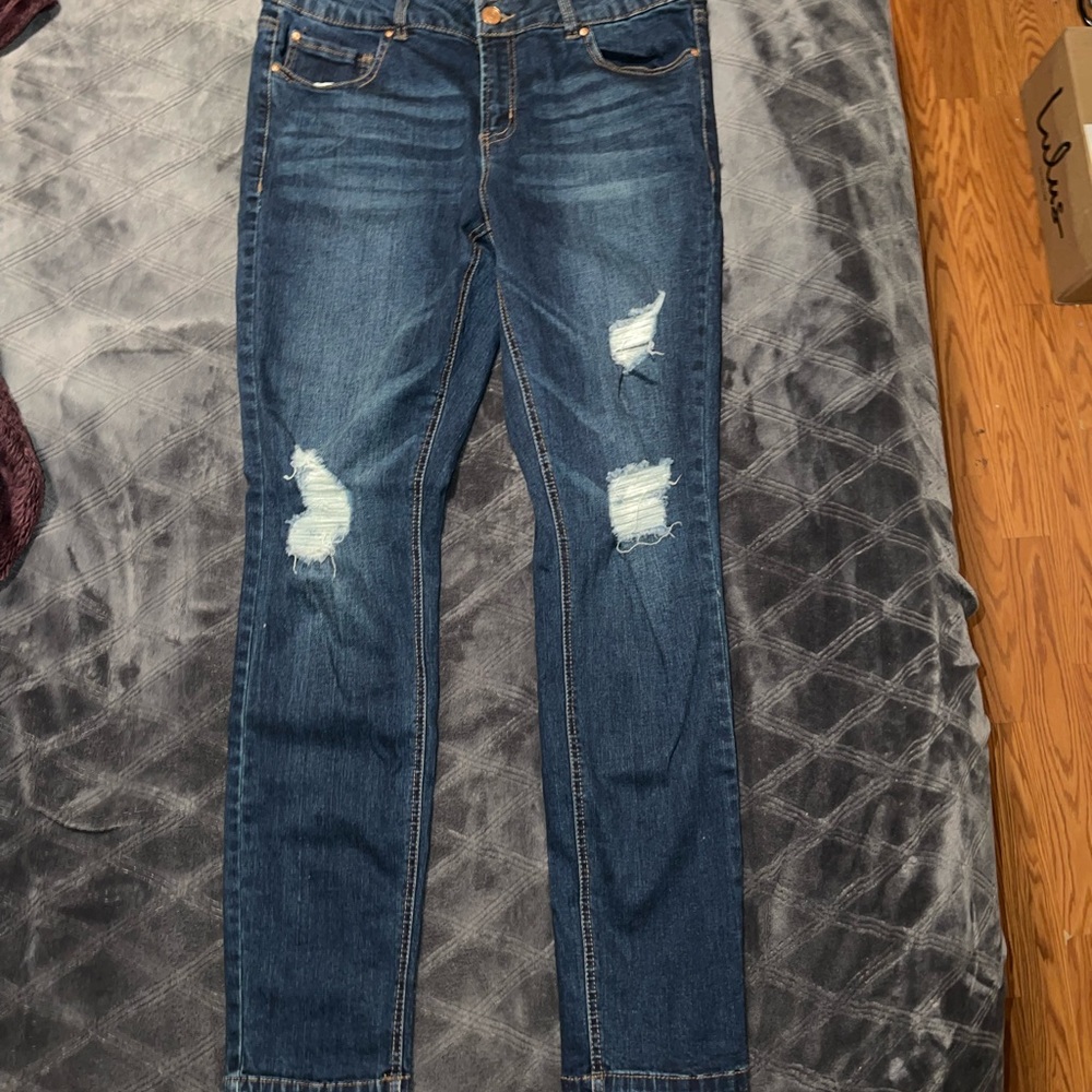 Distressed Refuge jeans
